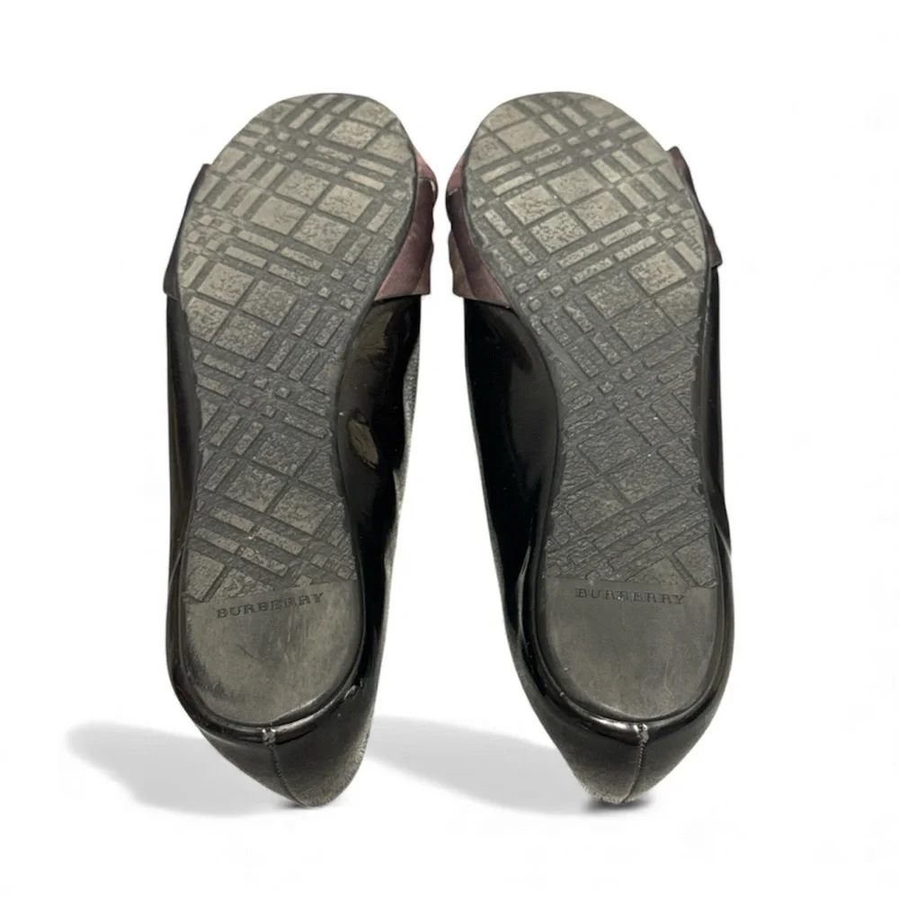 Burberry Black Plaid Knot-Front Ballet Flats - Picture 8 of 15